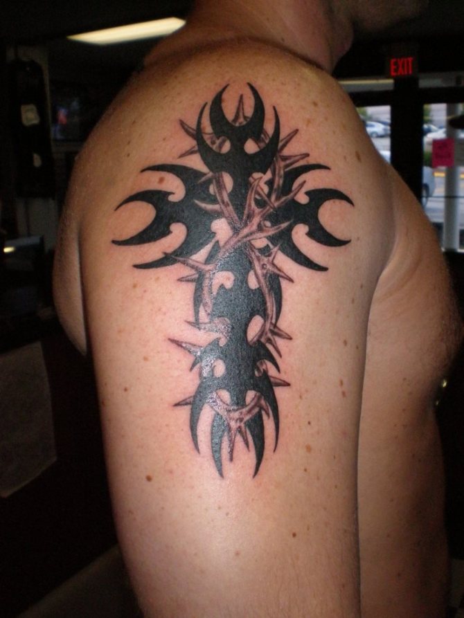 05 Black Cross Tattoo Designs